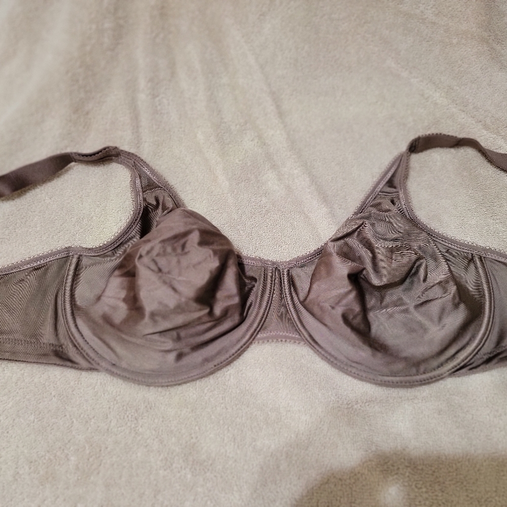 Wacoal Bra. Size 44C Style 855192